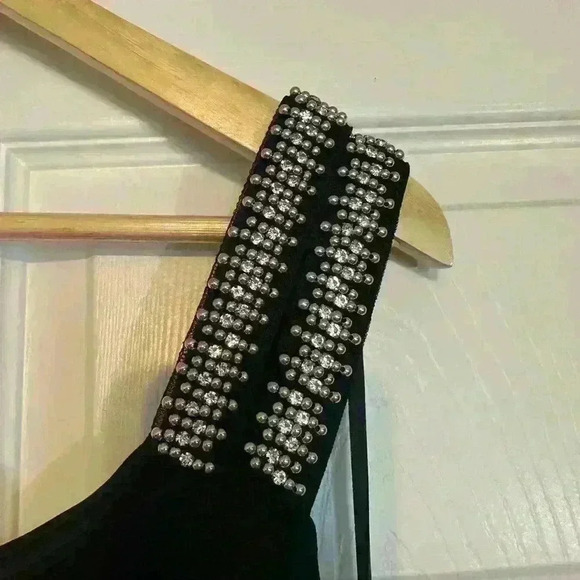 Xscape Rhinestone Strap Gown Size 6 NWT - Picture 8 of 9